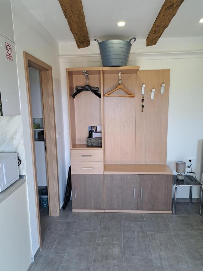 Tiny House For 2 Bakar *
